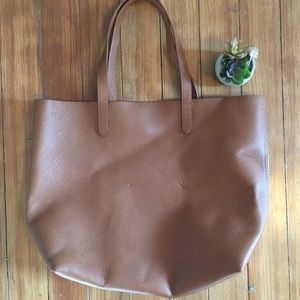 Cuyana Classic Structured Leather Tote